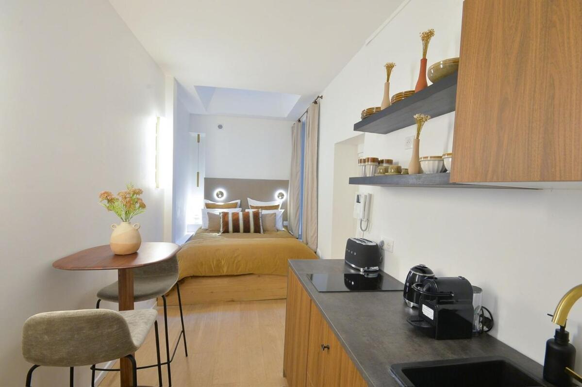 Apartment Bright And -